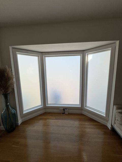 Smart film living room Los Angeles installation showing frosted glass switching